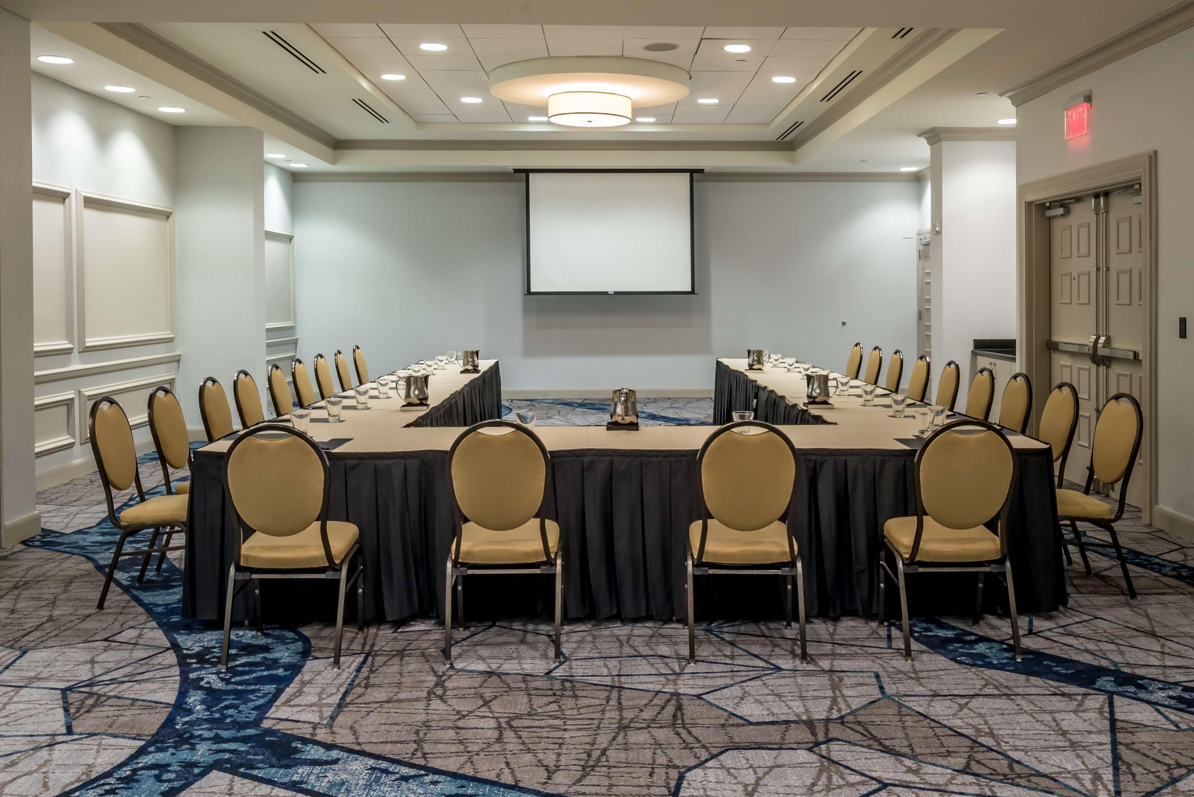 Hilton Dallas/Rockwall Lakefront Hotel Bagian luar foto
