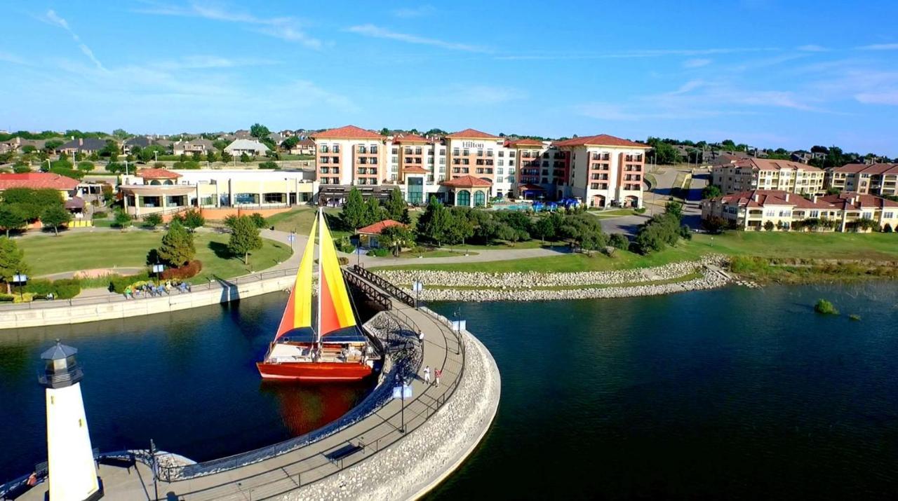 Hilton Dallas/Rockwall Lakefront Hotel Bagian luar foto